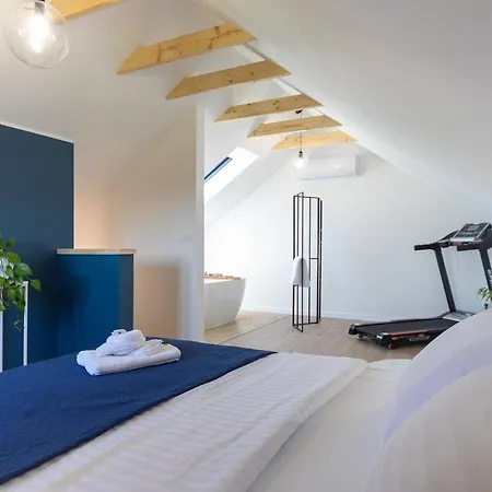 Сasa de vacaciones Stylish House By The Sea ,private Hot Tub, Bbq Kołczewo